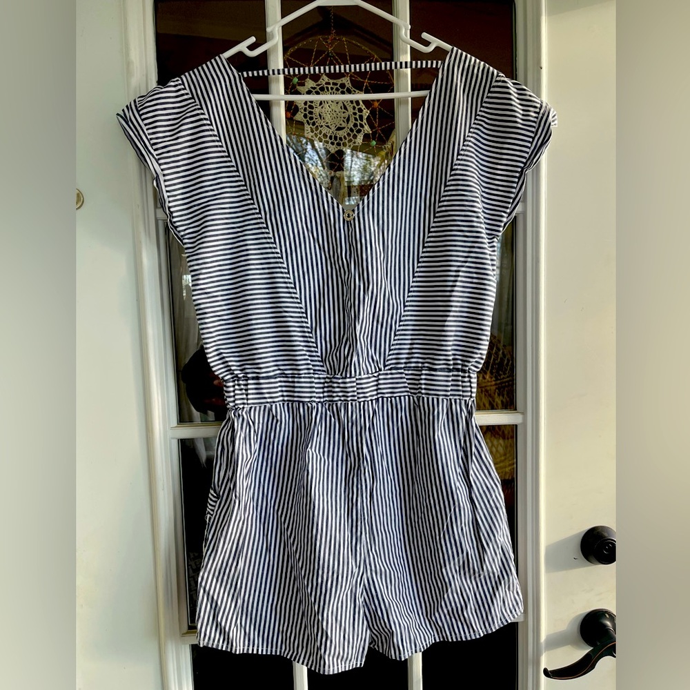 Striped romper, like new!
